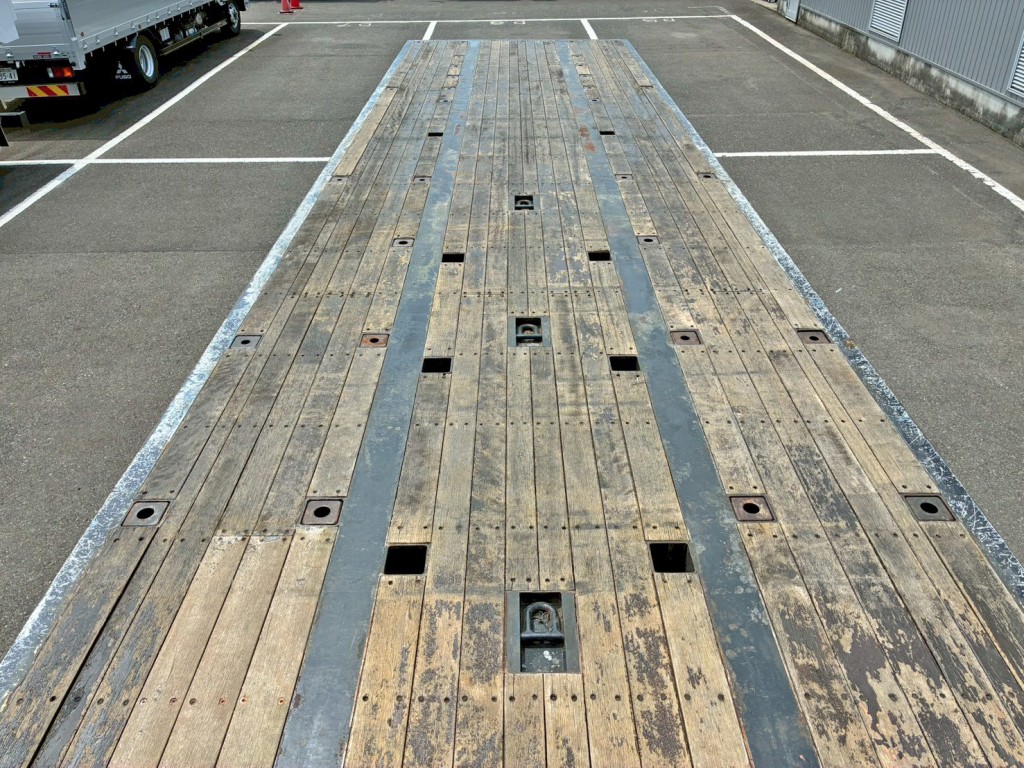 前方から後方を見た状態です。|トレクス PFB34117改の写真12