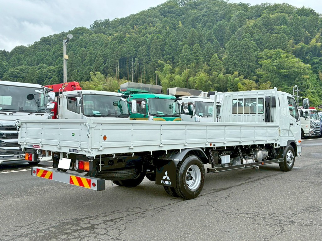 三菱 ファイター 2KG-FK62F(2WD)の写真4