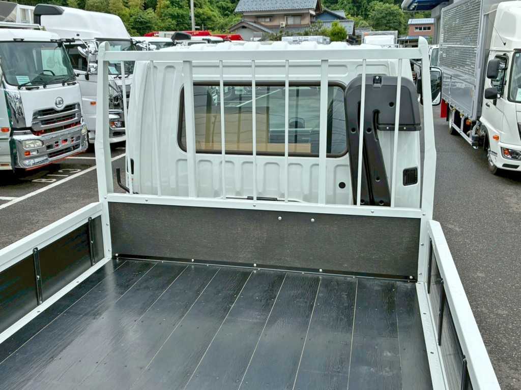 三菱 ファイター 2KG-FK62F(2WD)の写真11