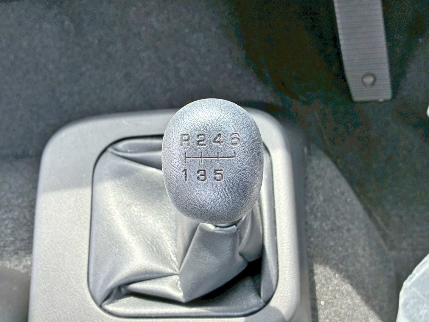 三菱 ファイター 2KG-FK62F(2WD)の写真18