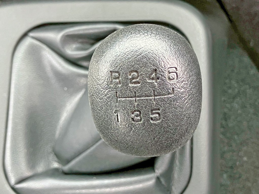 三菱 ファイター 2KG-FK65F(2WD)の写真18