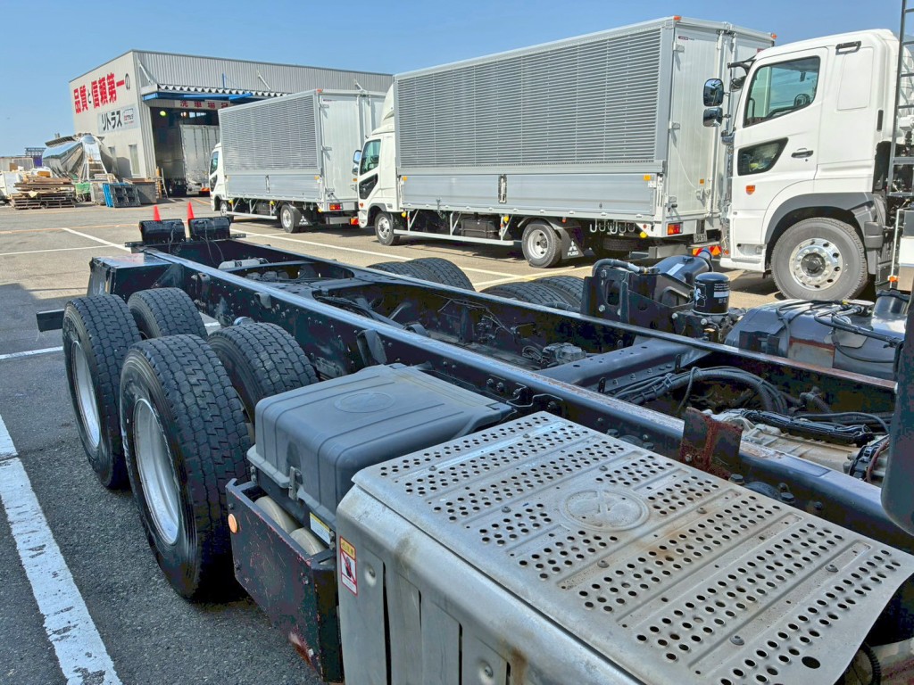 シャーシの状態です。|三菱 スーパーグレート 2PG-FV70HXの写真7