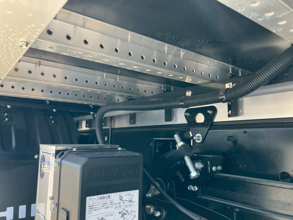 シャーシとネタの状態です。|日野 レンジャー 2PG-FD2ABG(2WD)の写真6
