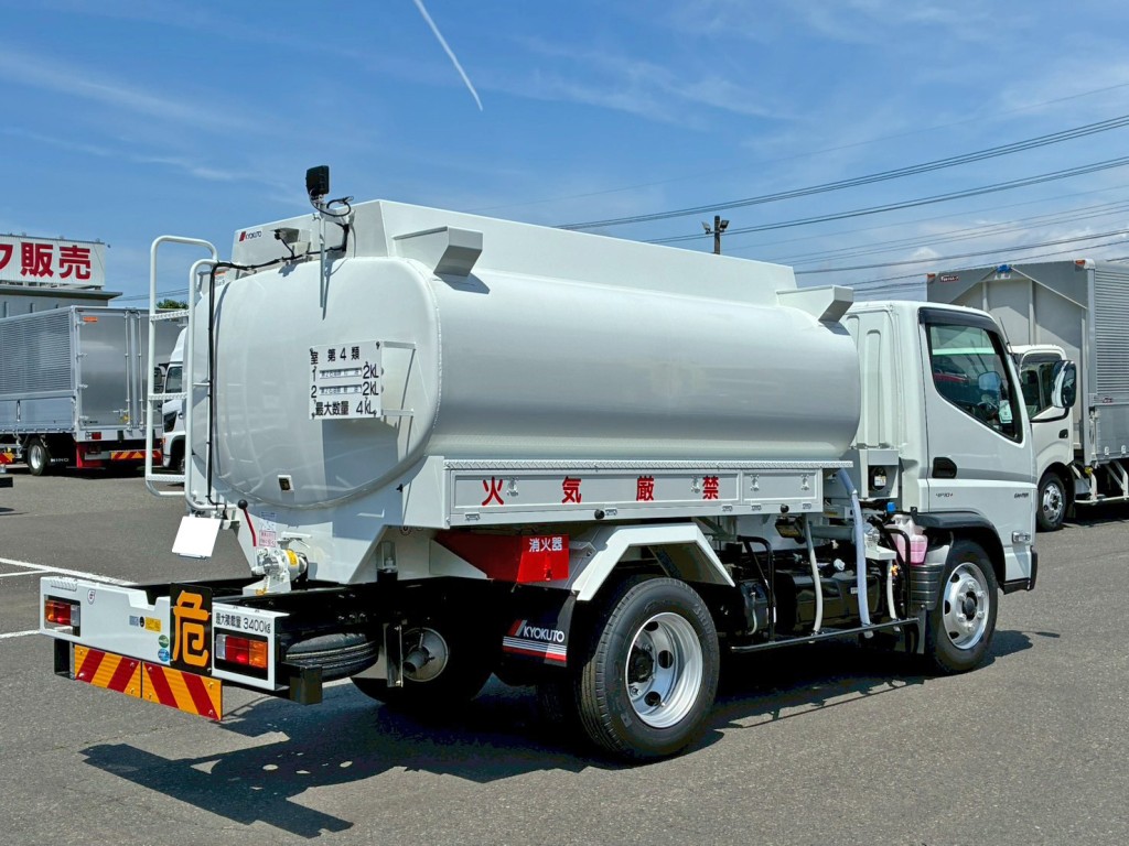 三菱 キャンター 2PG-FEA80(2WD)の写真4
