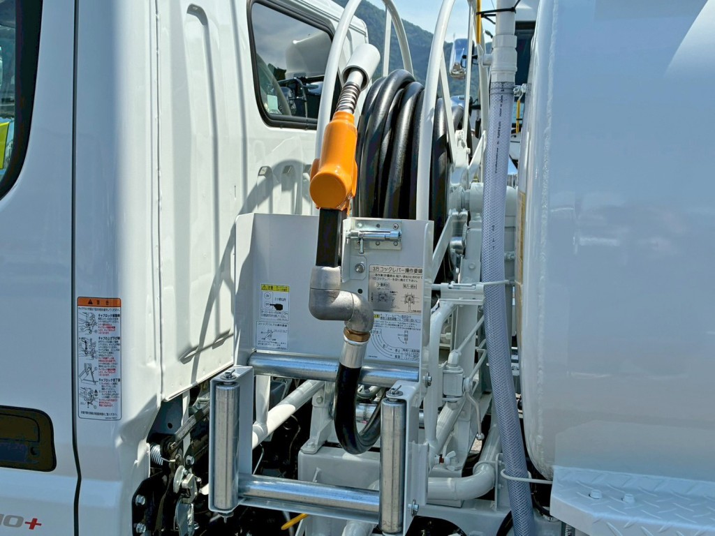 三菱 キャンター 2PG-FEA80(2WD)の写真16