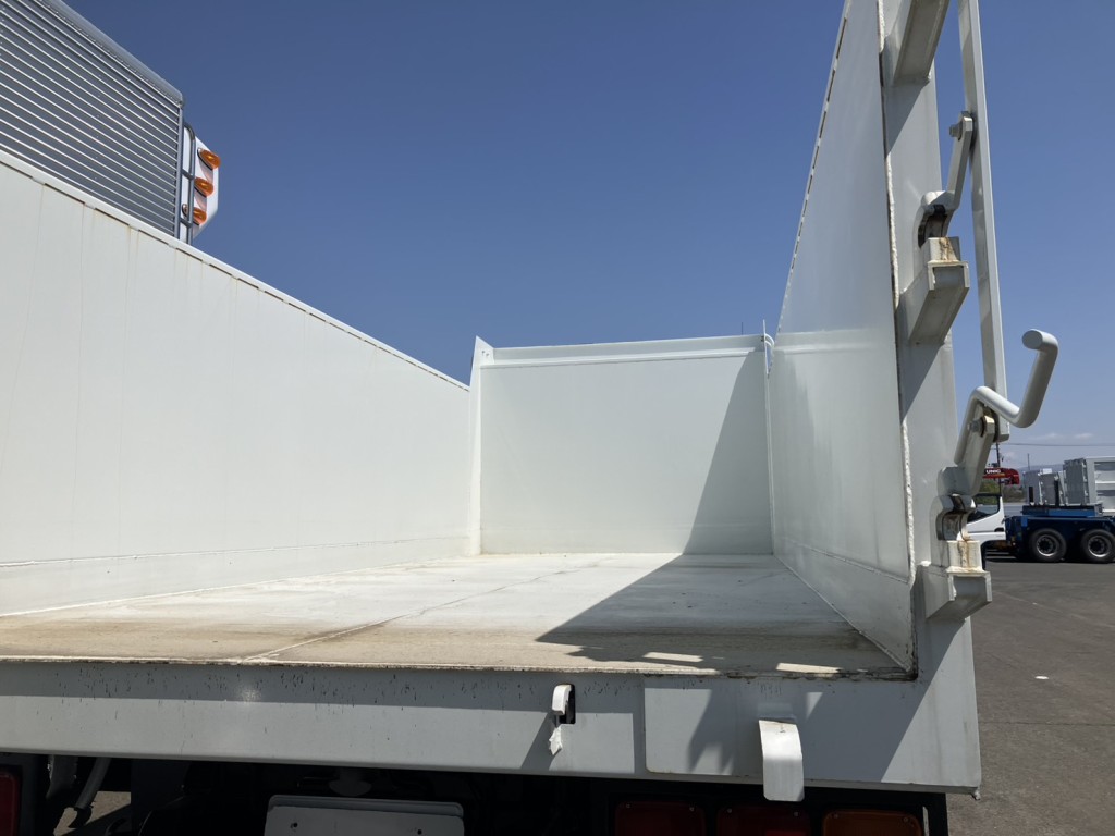 三菱 ファイター 2KG-FK62FZの写真5