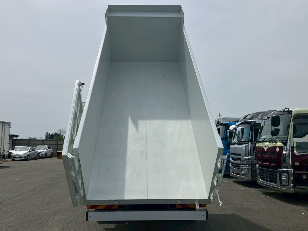 三菱 ファイター 2KG-FK62FZの写真7