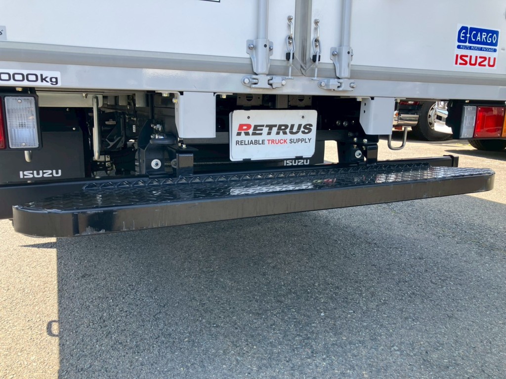 いすゞ エルフ 2RG-NPR88AM(2WD)の写真25
