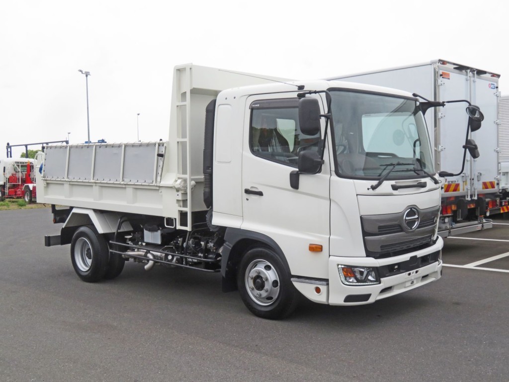 日野 レンジャー 2PG-FD2ABA(2WD)の写真2