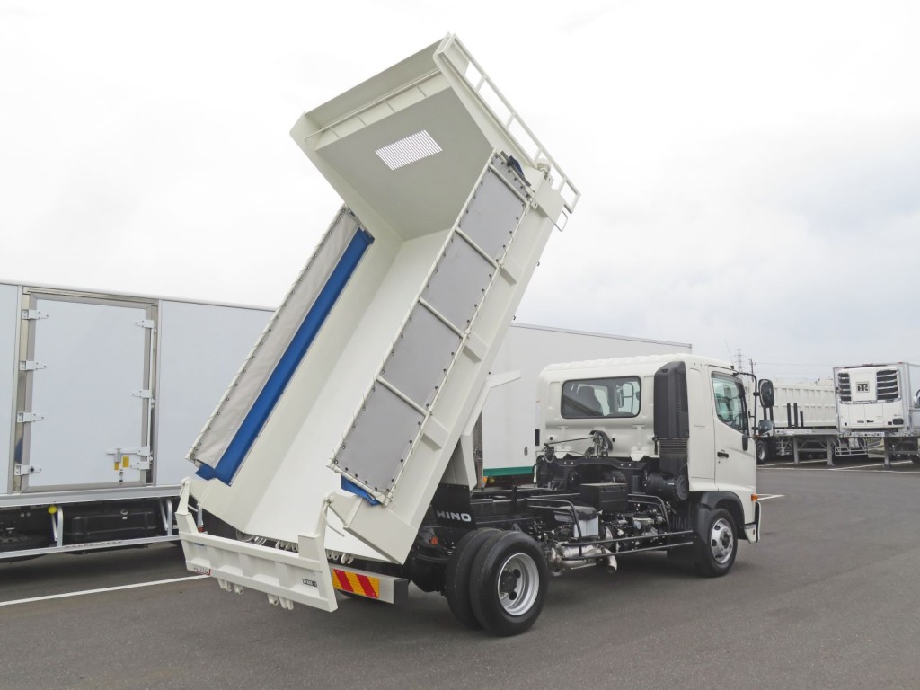 日野 レンジャー 2PG-FD2ABA(2WD)の写真4