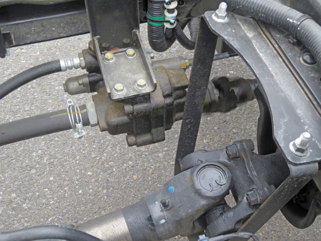 下廻りに少し置きサビがあります。|日野 レンジャー 2PG-FD2ABA(2WD)の写真25