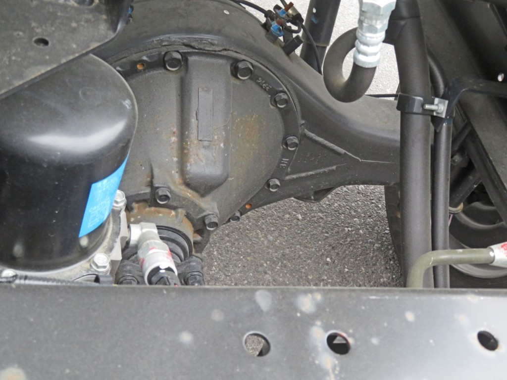 デフ前方に置きサビがあります。|日野 レンジャー 2PG-FD2ABA(2WD)の写真26