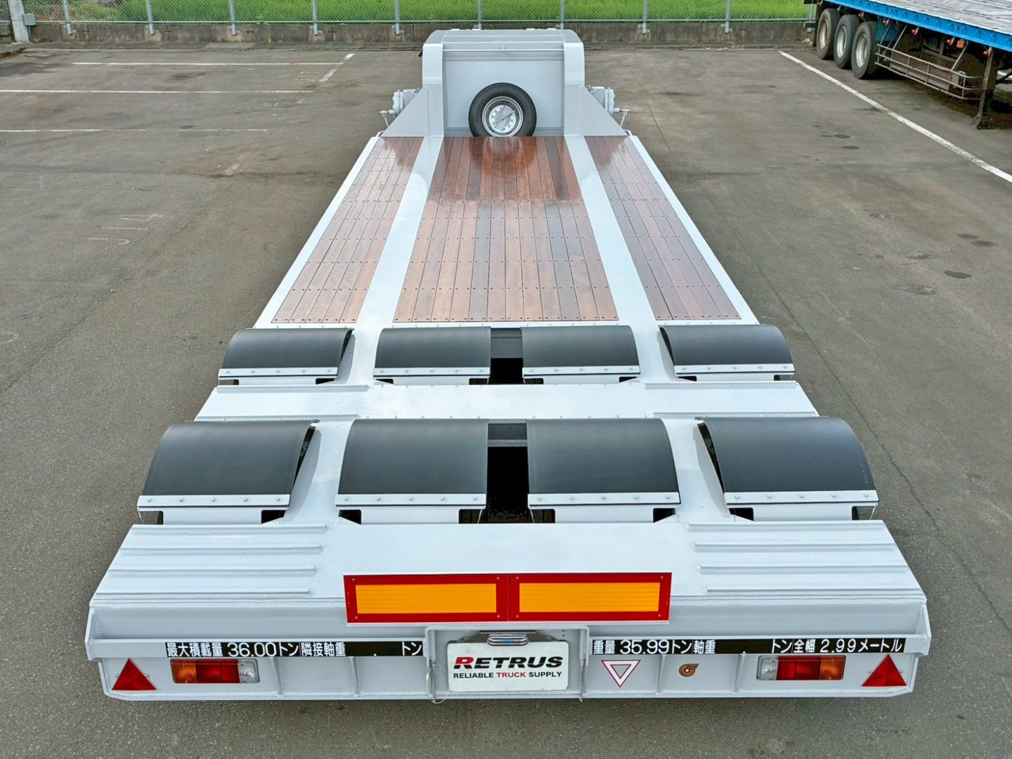 全幅:2.99m、有効長:6.00mです。|トレクス PLR438ADの写真9