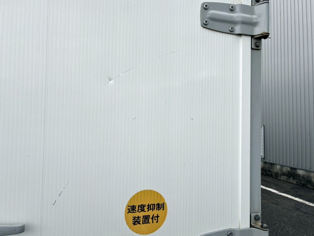 いすゞ ギガ QKG-CYJ77Bの写真29