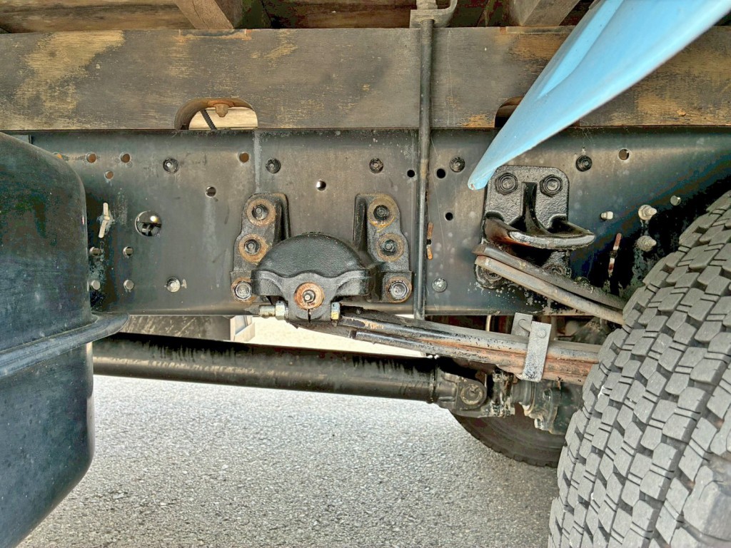 リーフサスです。|いすゞ フォワード 2PG-FRR90S2(2WD)の写真5