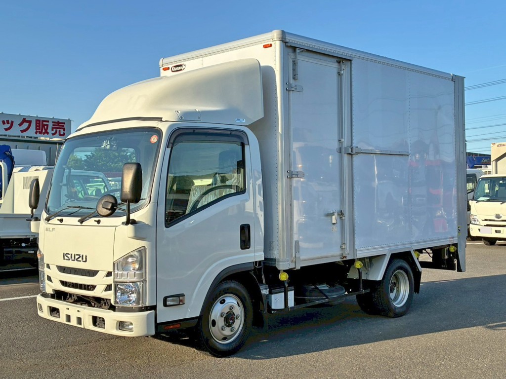 いすゞ エルフ TPG-NMS85AN(4WD)の写真1