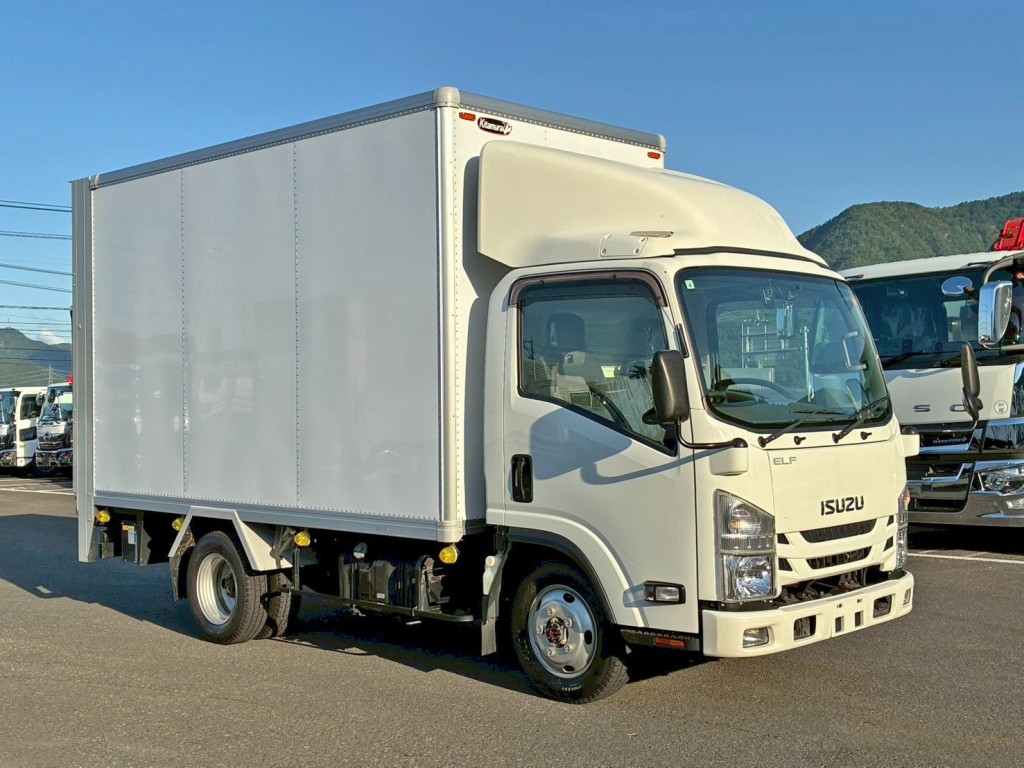 いすゞ エルフ TPG-NMS85AN(4WD)の写真2