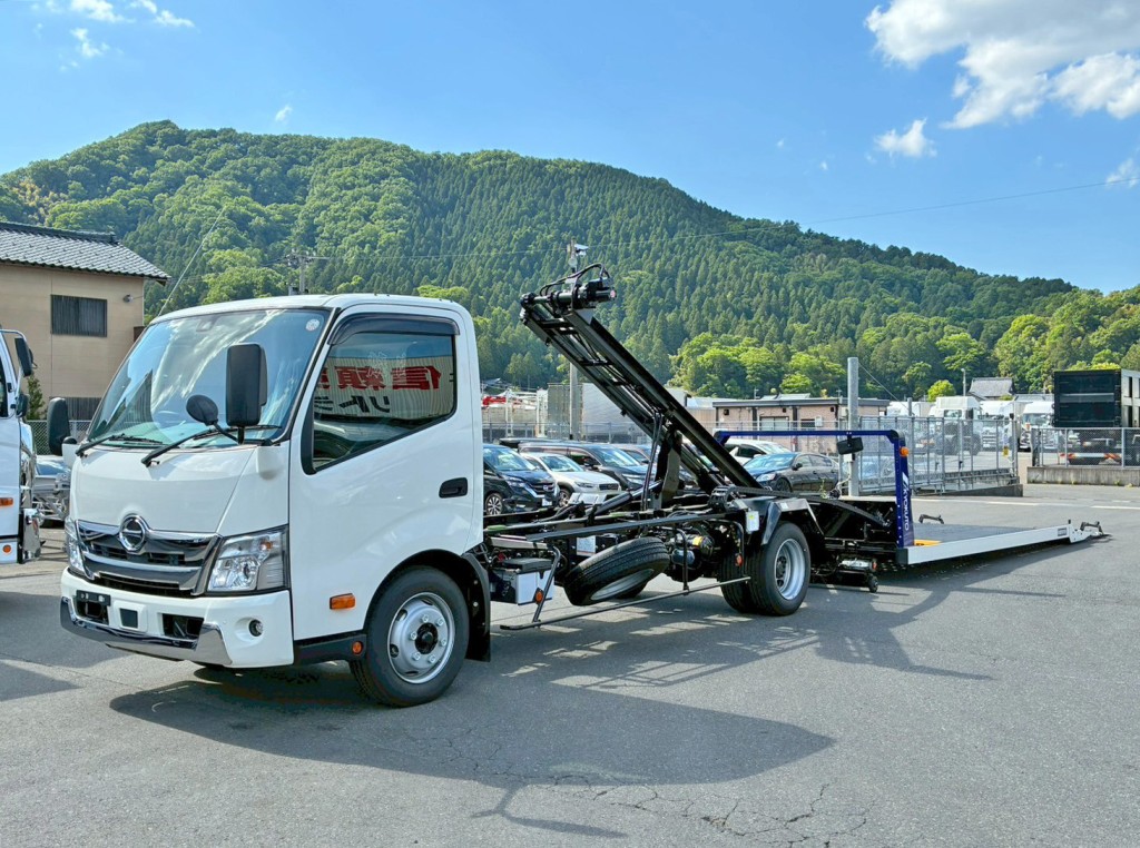 当該車両はフラトップ仕様です。|日野 デュトロ 2KG-XZU722M(2WD)の写真1