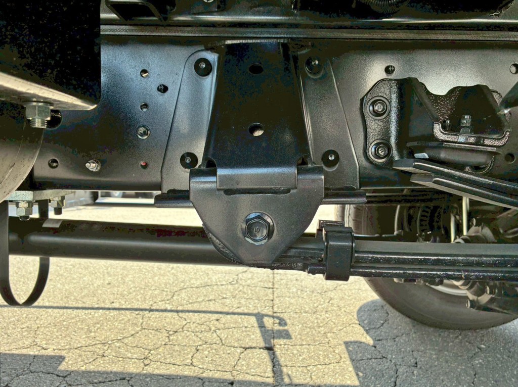 リーフサスです。|日野 デュトロ 2KG-XZU722M(2WD)の写真5
