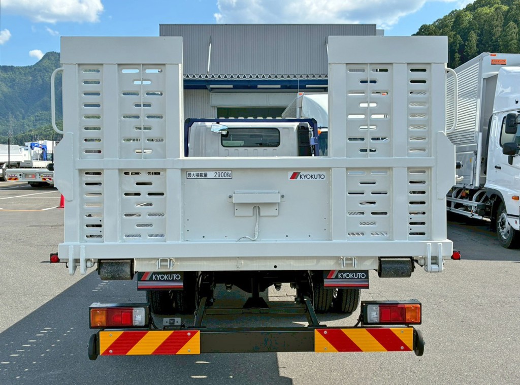 リヤ周りの状態です。|日野 デュトロ 2KG-XZU722M(2WD)の写真17