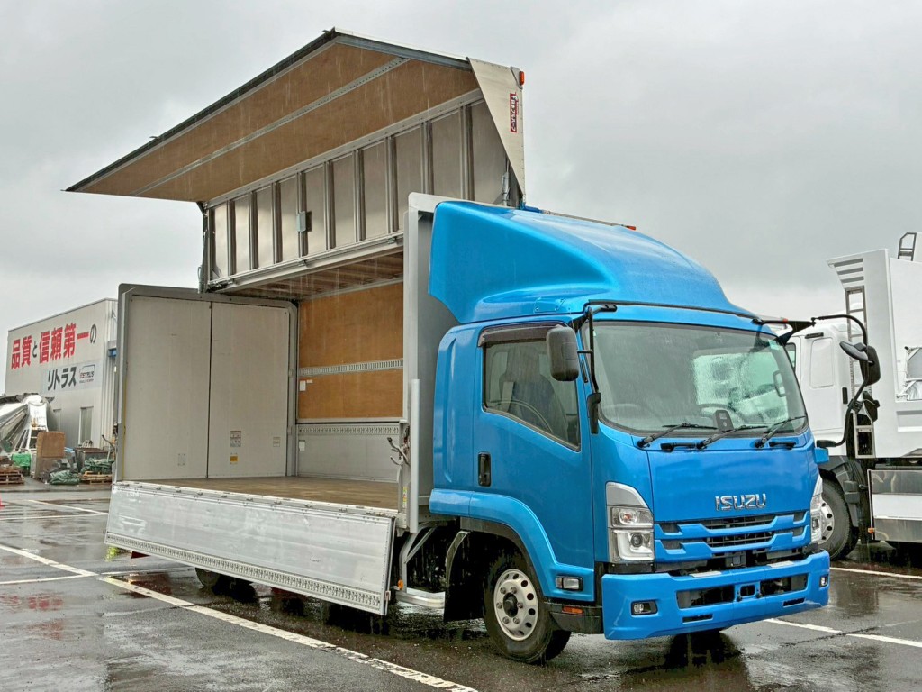 いすゞ フォワード 2RG-FRR90S2(2WD)の写真2