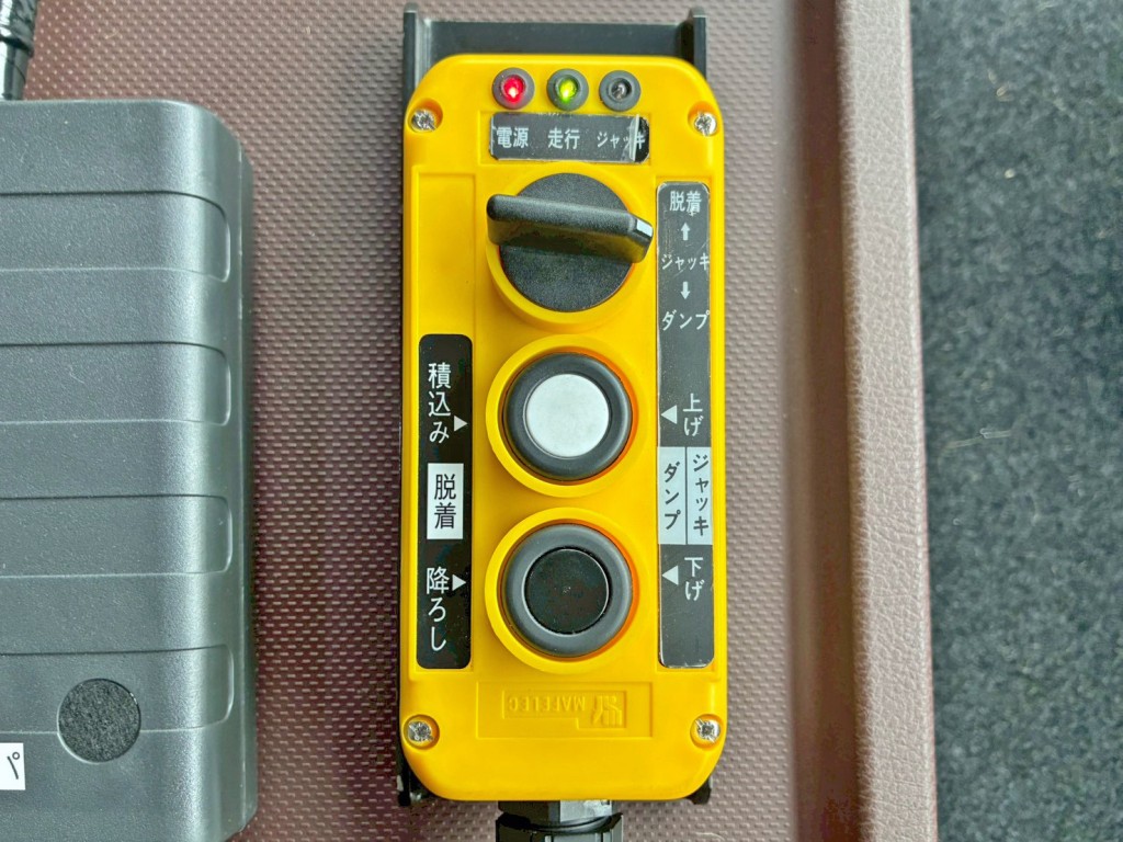 フックロールのコントローラーです。|日野 プロフィア 2DG-FS1AJEの写真22