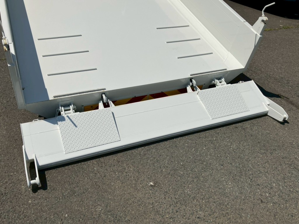 日野 デュトロ 2KG-XZU700X(2WD)の写真11