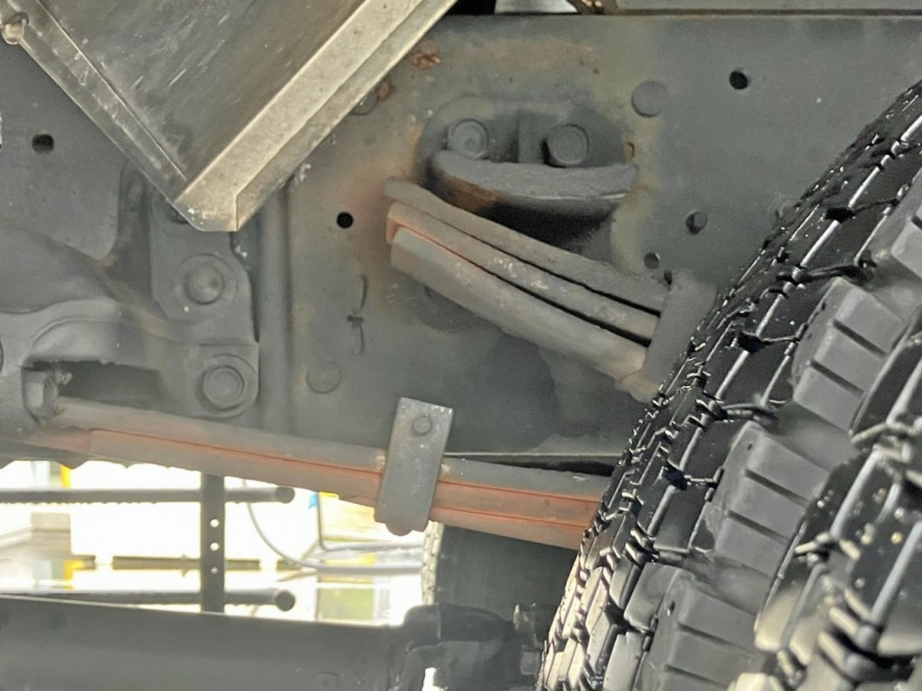 リーフサスです。|いすゞ フォワード 2RG-FSR90S2の写真5