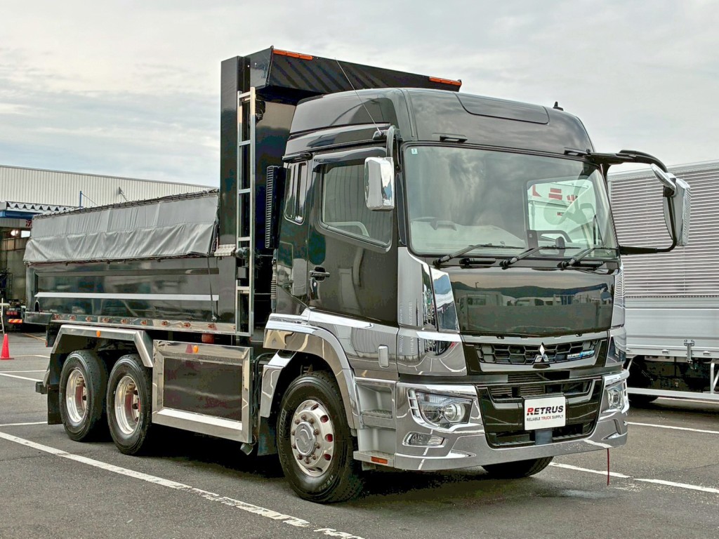 ホイールはアルミ製です。|三菱 スーパーグレート 2KG-FV70HXの写真2