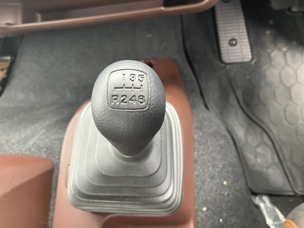 日野 レンジャー 2KG-FD2ABG(2WD)の写真7