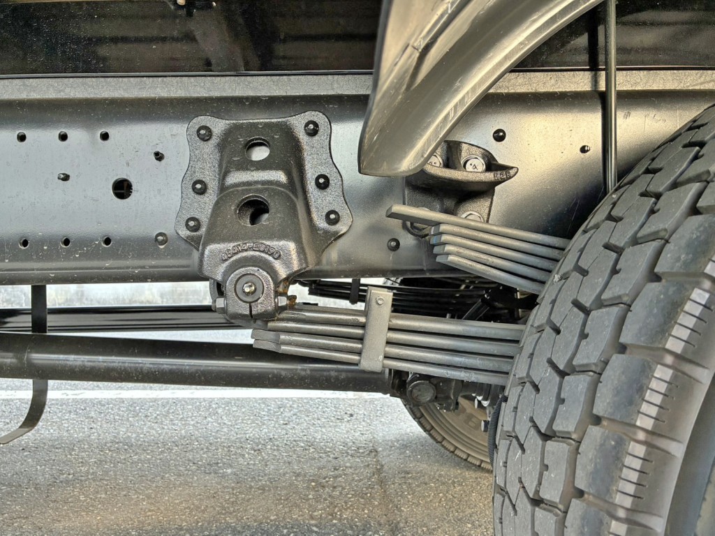 リーフサスです。|日野 レンジャー 2KG-FE2ACAの写真5