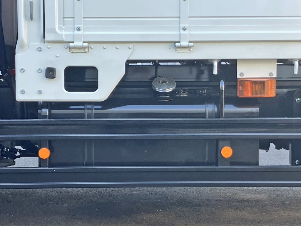燃料タンクは200Lです。|日野 レンジャー 2KG-FE2ACAの写真19