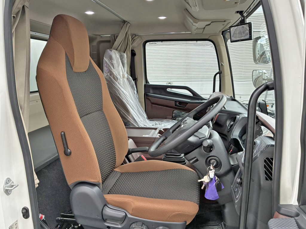 日野 レンジャー 2KG-FD2ABG(2WD)の写真7
