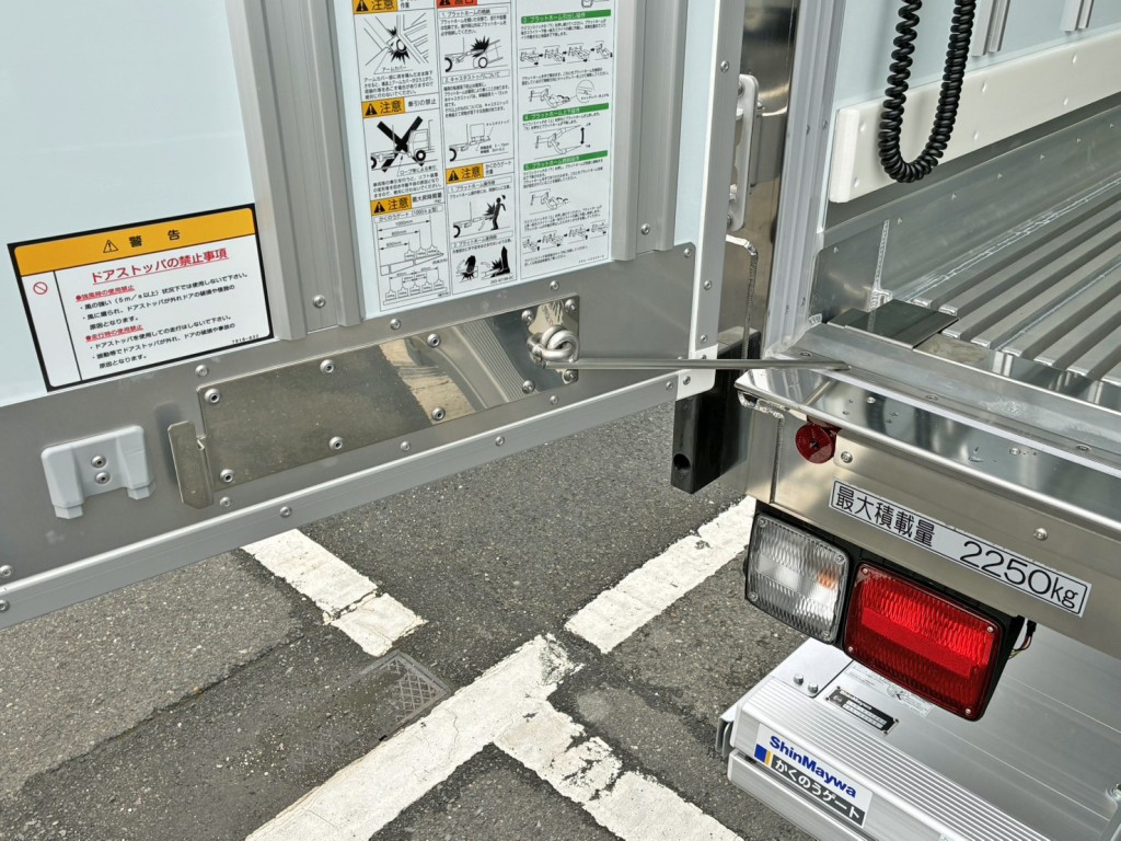 助手席側ストッパーの状態です。|日野 レンジャー 2KG-FD2ABG(2WD)の写真10
