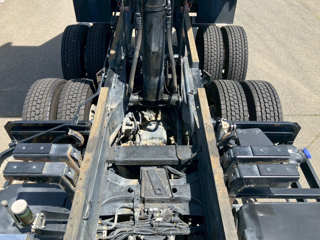 日野 プロフィア 2DG-FS1AGAの写真15