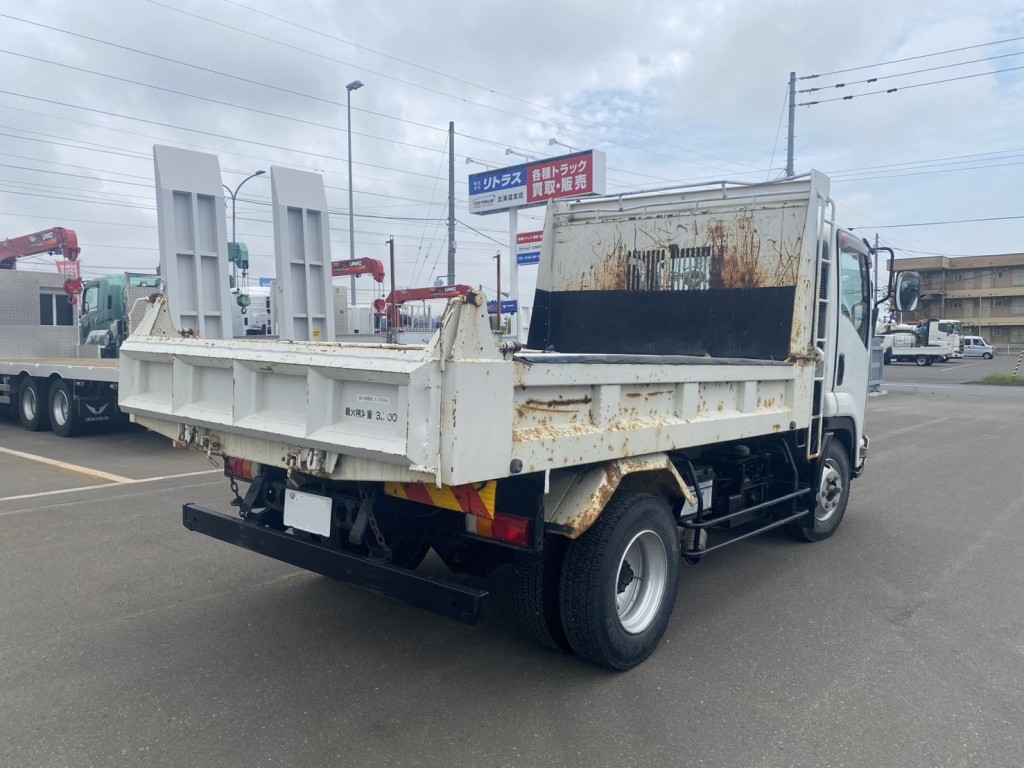 いすゞ フォワード SKG-FRR90S1(2WD)の写真4