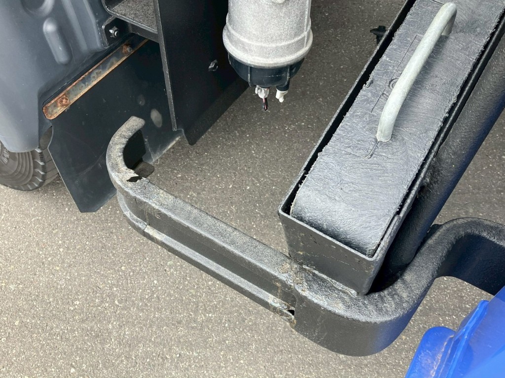 サイドバンパー腐食・穴があります|日野 レンジャー 2KG-FX2ABA(4WD)の写真33