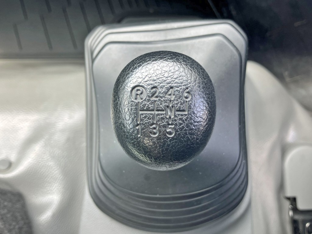 日野 デュトロ 2RG-XZU712M(2WD)の写真33