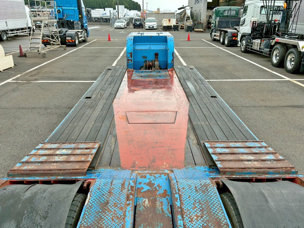 床は左右板張りです。|東邦 TD34J4G2Sの写真10