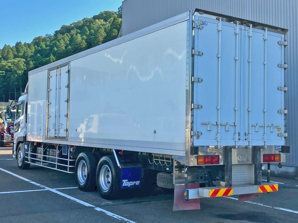 UDトラックス クオン QKG-CD5ZAの写真3