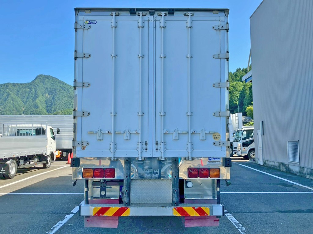 UDトラックス クオン QKG-CD5ZAの写真9