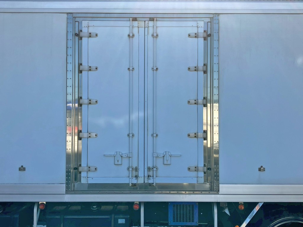 UDトラックス クオン QKG-CD5ZAの写真17