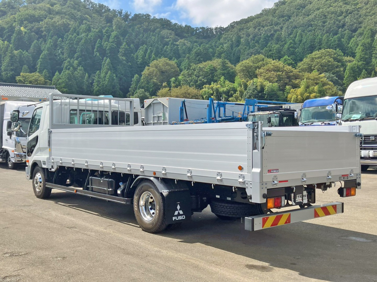 三菱 ファイター 2KG-FK65F(2WD)の写真3