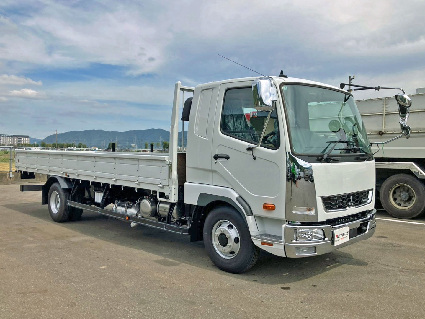 三菱 ファイター 2KG-FK62F(2WD)の写真2