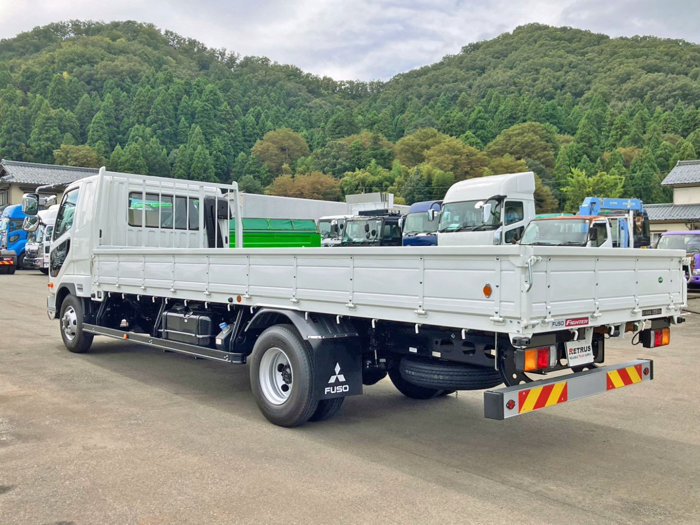 三菱 ファイター 2KG-FK62F(2WD)の写真3