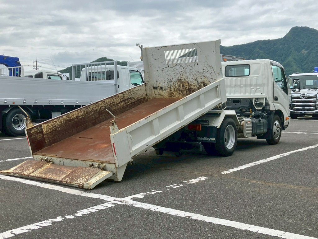 日野 デュトロ 2RG-XZU600Tの写真5