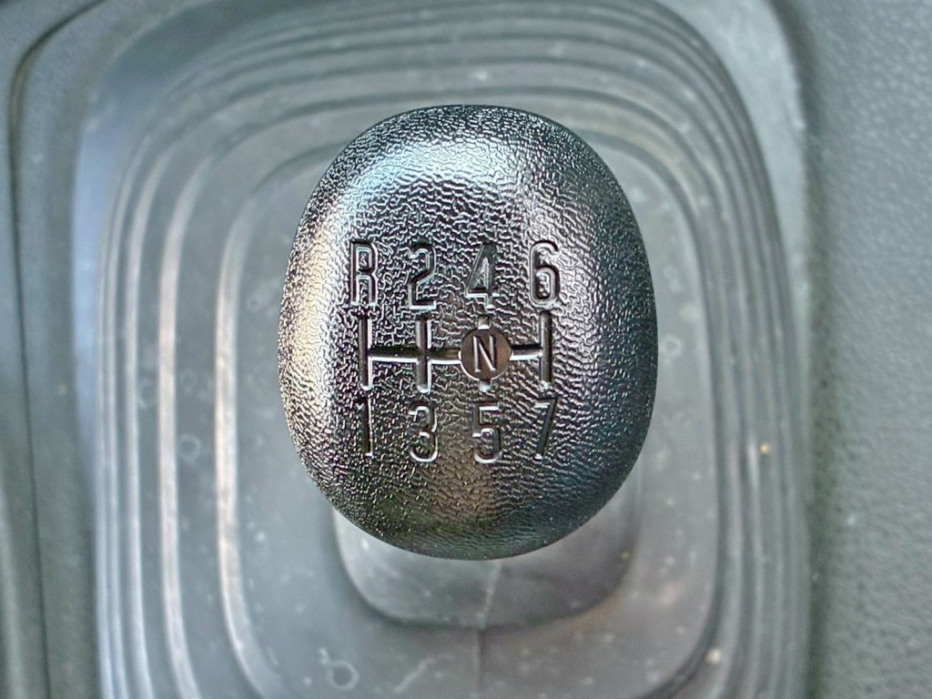 いすゞ ギガ 2PG-CYJ77Dの写真24