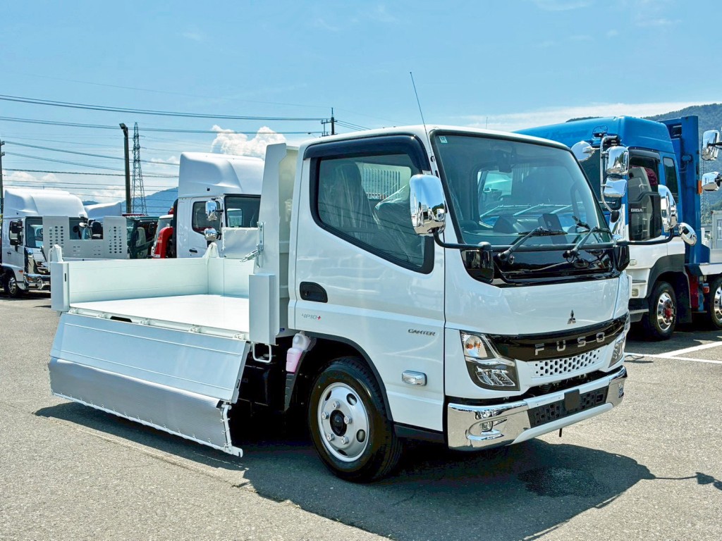 アオリを開いた状態です。|三菱 キャンター 2RG-FBA60(2WD)の写真2