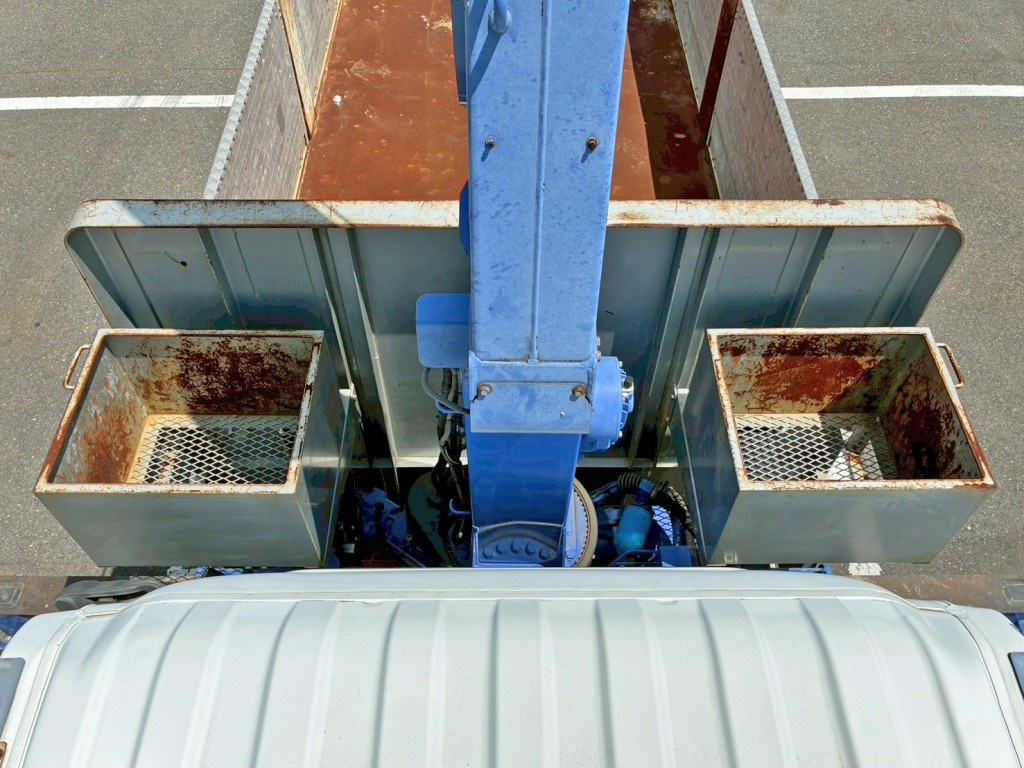 工具箱の状態です。|いすゞ フォワード LPG-FTR90S2の写真14