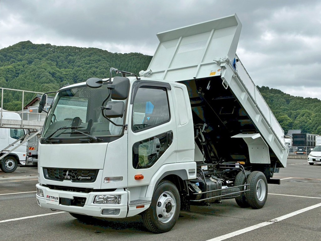 三菱 ファイター 2KG-FK62F(2WD)の写真1